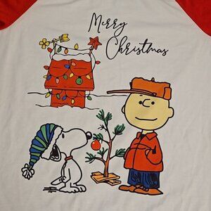 Classic Peanuts Merry Christmas Charlie Brown Snoopy tree doghouse Small EUC